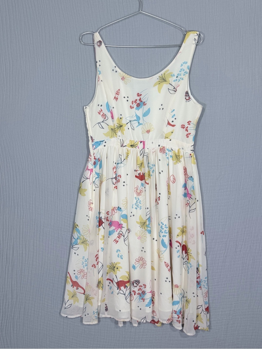 ModCloth Cream Floral Scoop-Neck Mini Dress - Picture 3 of 8